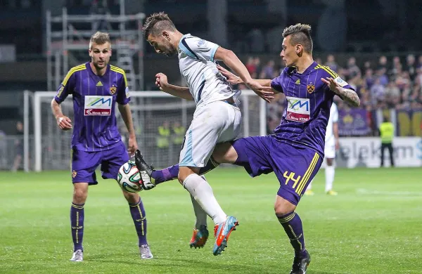 Massimo Coda (v sredini) je bil najboljši igralec primorskih klubov