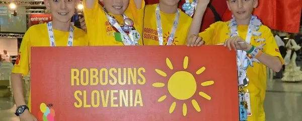              
Tekmovanje za robotsko mizo z robotom Miškom