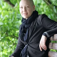 “Za mano je zelo dolga in naporna pot, in če bi jo morala še enkrat prehoditi, ne vem, če bi jo zmogla.”
