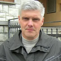 Anton Smrekar: “V primeru  odkritja žarišča podlubnikov morajo lastniki iglavce sanirati v 21 dneh.”