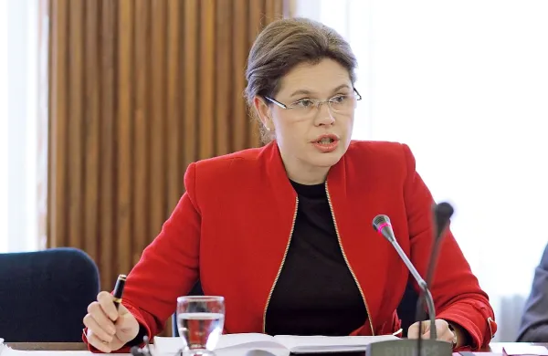 Premierka, ki opravlja tekoče posle, Alenka Bratušek  danes s somišljeniki in podporniki ustanovlja stranko, s katero namerava sodelovati na predčasnih parlamentarnih volitvah