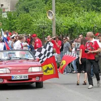 V Vipavskem križu 41 ferrarijev