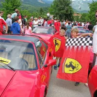 V Vipavskem križu 41 ferrarijev
