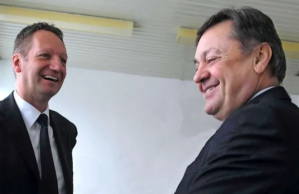 Prvak PS Zoran Janković naj bi se pred bližajočimi se državnozborskimi volitvami povezal s koprskim županom Borisom Popovičem