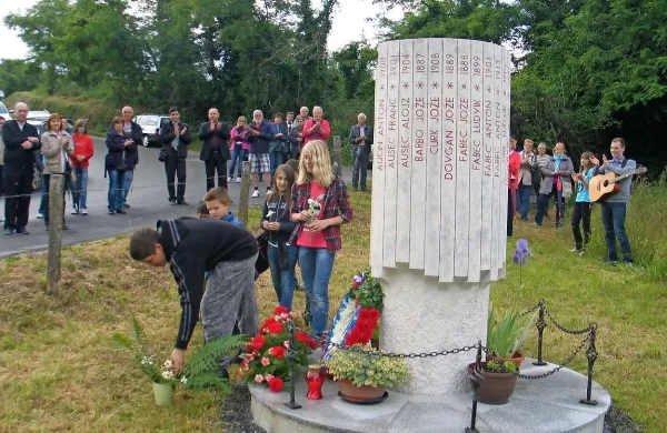 Počastili spomin na 28 talcev