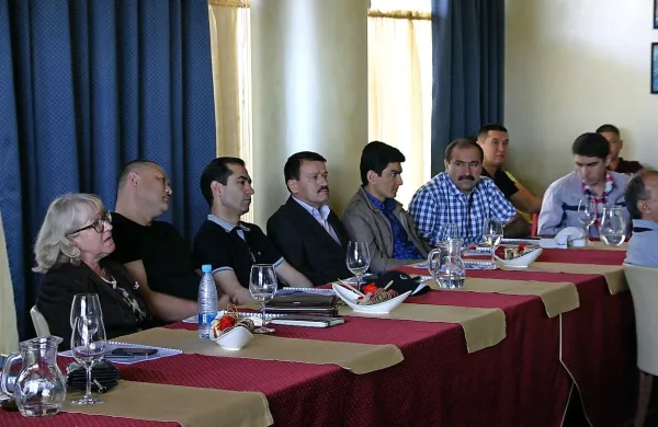 Gostje iz Azije so včeraj v Kopru poslušali o sodelovanju med policijo in carino