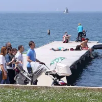 Kogar bo te dni zamikalo morje, si ga bo moral deliti  s klobučnjaki 