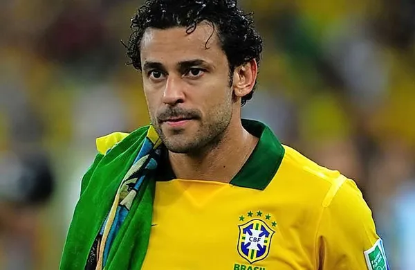 Brazilski nogometni reprezentant Fred je tri dni pred začetkom svetovnega prvenstva spregovoril o pripravljenosti ekipe. Napadalec meni, da Brazilci niso 100-odstotni, vendar imajo do začetka mundialaše dovolj časa.