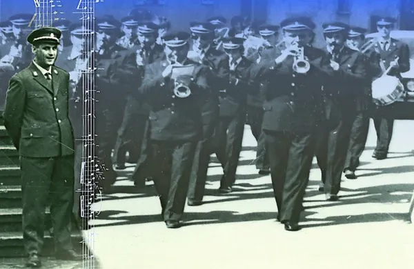       Drago Kanduč, na čelu tedaj rudarske godbe na pihala
