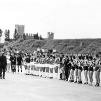 Prva mednarodna tekma med Piranom in Augsburgom leta 1964. Piranski rokomet je tako odpiral vrata inozemskemu turizmu (prej so poznali le t. i. sindikalni turizem).
