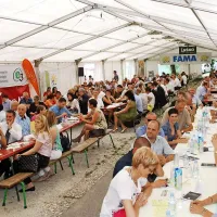Letošnje srečanje gospodarstvenikov na Mostu na Soči vendarle z več optimizma kot prejšnja leta 