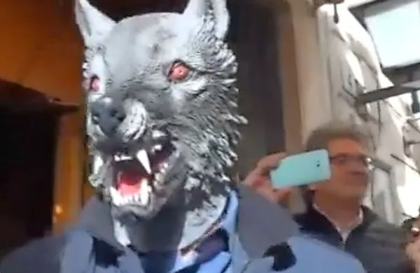 Pet zvezd je še posebej zainteresirano za pogajanja z italijanskim premierjem Matteom Renzijem o novi volilni zakonodaji, je povedal  Beppe Grilo (na fogografiji)