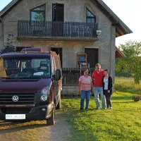 Boris Cergol z Marto Gligorović (levo) in njeno hčerko