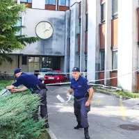 Policisti so zavarovali območje in zbrali prve informacije