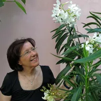        Neva Zajc: “Saj se utrudim, a se zelo hitro spet regeneriram. Energijo mi vedno znova obnavlja moja zvedavost.”