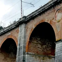 Jelenov viadukt, zgrajen iz opeke na enak način kot porušen Borovniški viadukt
