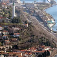 Trst je šele s prihodom južne železnice postal veliko evropsko pristanišče
