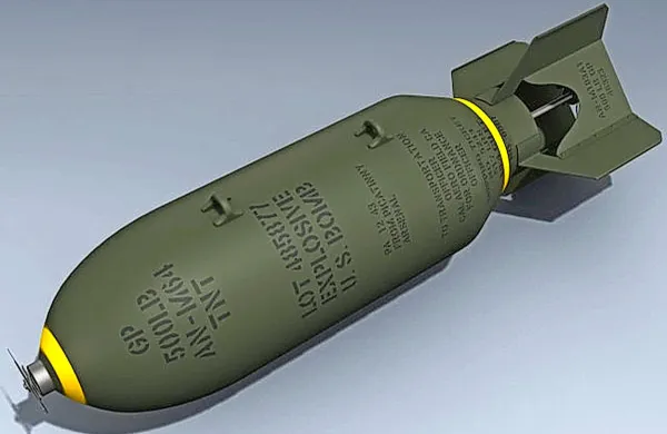 Ameriška letalska bomba GP AN-M64 A1 je težka 227 kilogramov in vsebuje 120 kilogramov TNT