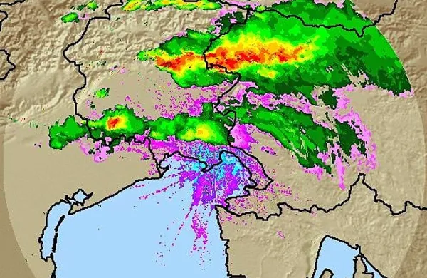 Močnej&scaron;e nevihte na severu Slovenije