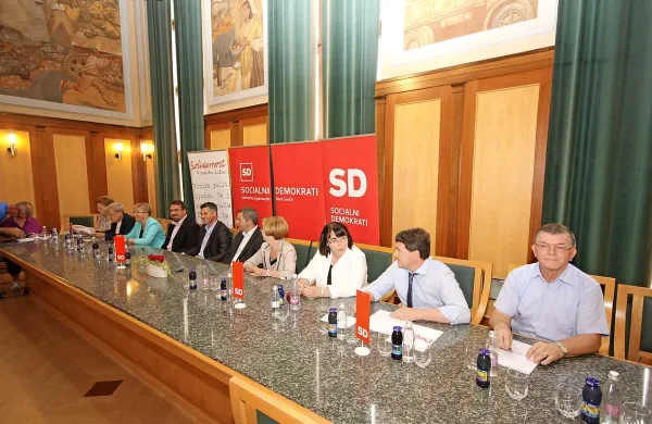 Kandidati z liste SD in Solidarnosti so se včeraj prvič predstavili v Novi Gorici 