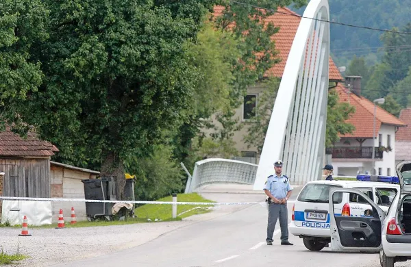 V Podpeči so našli močno pretepeno Ljubljančanko, ki sta jo prejšnji večer neznanca ugrabila v Trnovem. 