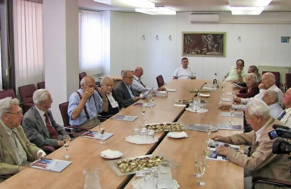 Zveza združenj borcev za vrednote narodnoosvobodilnega boja Slovenije je pripravila sprejem za veterane, ki so se udeležili prireditve ob 70. obletnici izkrcanja v Normandiji