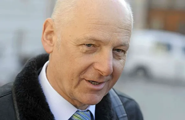 Ivan  Črnkovič je bil v zadevi Patria obsojen na 22 mesecev zapora