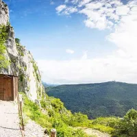 Obnovljeni so tudi nekateri vhodi v kaverne, v katerih je prebivalo 600 avstro-ogrskih vojakov
