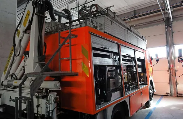Gasilci to vozilo uporabijo v tretjini vseh posredovanj, staro je že 33 let