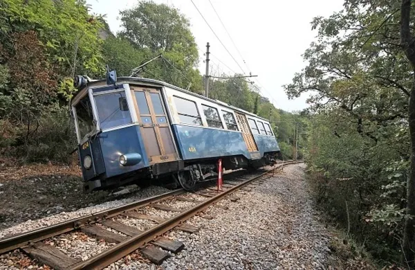 Openski tramvaj je iztiril 2. septembra 2012