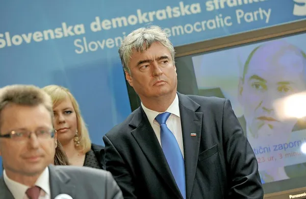 Milan Zver (desno) je v Strasbourgu danes govoril o “volilnem inženiringu)