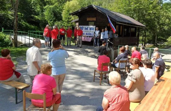 Jubilej so obeležili s pesmijo in balinarskim turnirjem