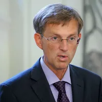 Miro Cerar: “Stranki SDS je treba dati nekoliko več časa, da se poglobi v lastna stališča, da oceni, ali je na pravi poti.”