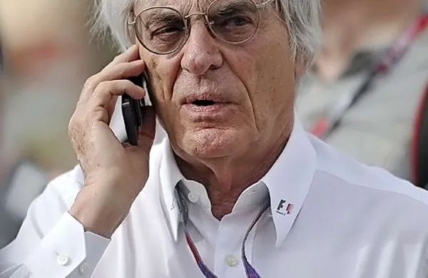 Formula 1 potrebuje reforme, saj nima več šarma, ima pa preveč zapletena pravila in na koncu so “dirkači kot taksisti”, je dejal  predsednik Ferrarija Luca di Montezemolo za časnik Focus. Vodjo tekmovanja Bernieja Ecclestoneja (na fotografiji)  je