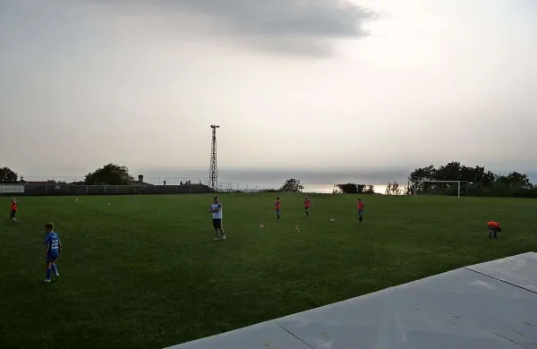 Za zdaj imajo na Maliji le nogometni stadion, za katerega skrbita Nogometni klub Korte ter  Center za kulturo, šport in   prireditve   