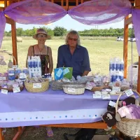 Uroš Gabrijelčič in Jožica Radovan sta s sivko blagovne znamke Sivkin dotik ustvarila  uspešen posel
