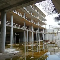 V tem delu bi po načrtih uredili upravno središče in na eni lokaciji združili različne urade