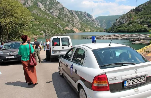 Tragična nesreča, ki se je zgodila med potapljanjem v jezeru Salakovac, je močno pretresla slovenske potapljače