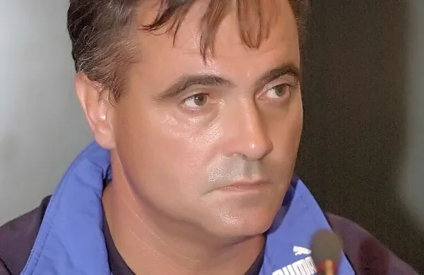 Dolgoletni selektor slovenske nogometne reprezentance do 21 let, Tomaž Kavčič, je včeraj zaključil delo z mlado reprezentanco in se odpravil v tujino
