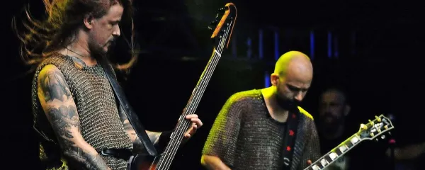 Miha te dni ob večerih spremlja koncerte festivala Metaldays ter podoživlja svoje raziskovalne dosežke in ugotovitve 