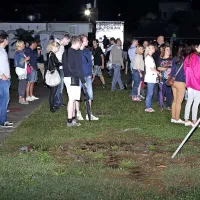 Sejanje nove trave bo moral plačati organizator, podjetje Tantum