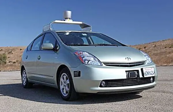 Google napoveduje, da bo njegov avtomobil brez voznika kmalu v široki uporabi