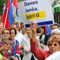 Jan&scaron;a: Ko vemo, da imamo prav, je treba vztrajati