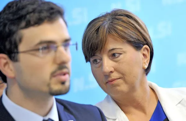 V morebitni prihodnji koaliciji NSi zanimata zlasti resorja gospodarstva in zdravstva, je danes poudarila predsednica NSi Ljudmila Novak