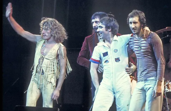 Za izjemne najdbe v arhivih oboževalcev člani skupine The WHo obljubljajo VIP vstopnice za koncerte na jubilejni turneji