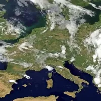 Nad Sredozemljem se krepi anticiklon