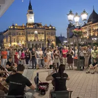 Mladi glasbeniki filharmonije Nova so navdušili tudi s koncerti po novosadskih ulicah