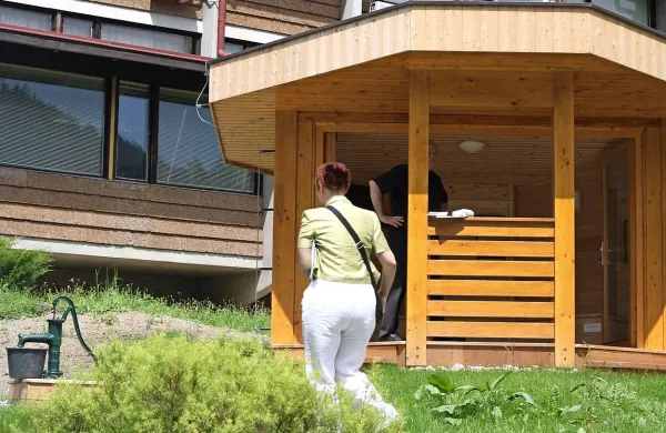 Energetska brunarica sredi šolskega ekološkega parka je pripravljena na vedoželjne obiskovalce