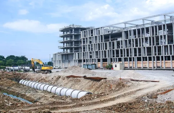 Meteorni kanal na Bonifiki bo kmalu ovit v betonske cevi