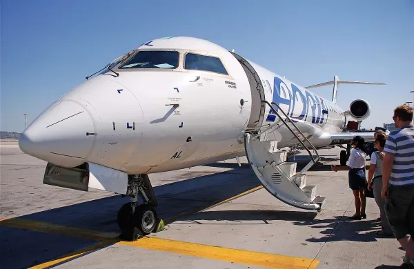 V slovenskem letalskem prevozniku Adria Airways so dobili prvo kapitanko, ki se je izšolala v Sloveniji